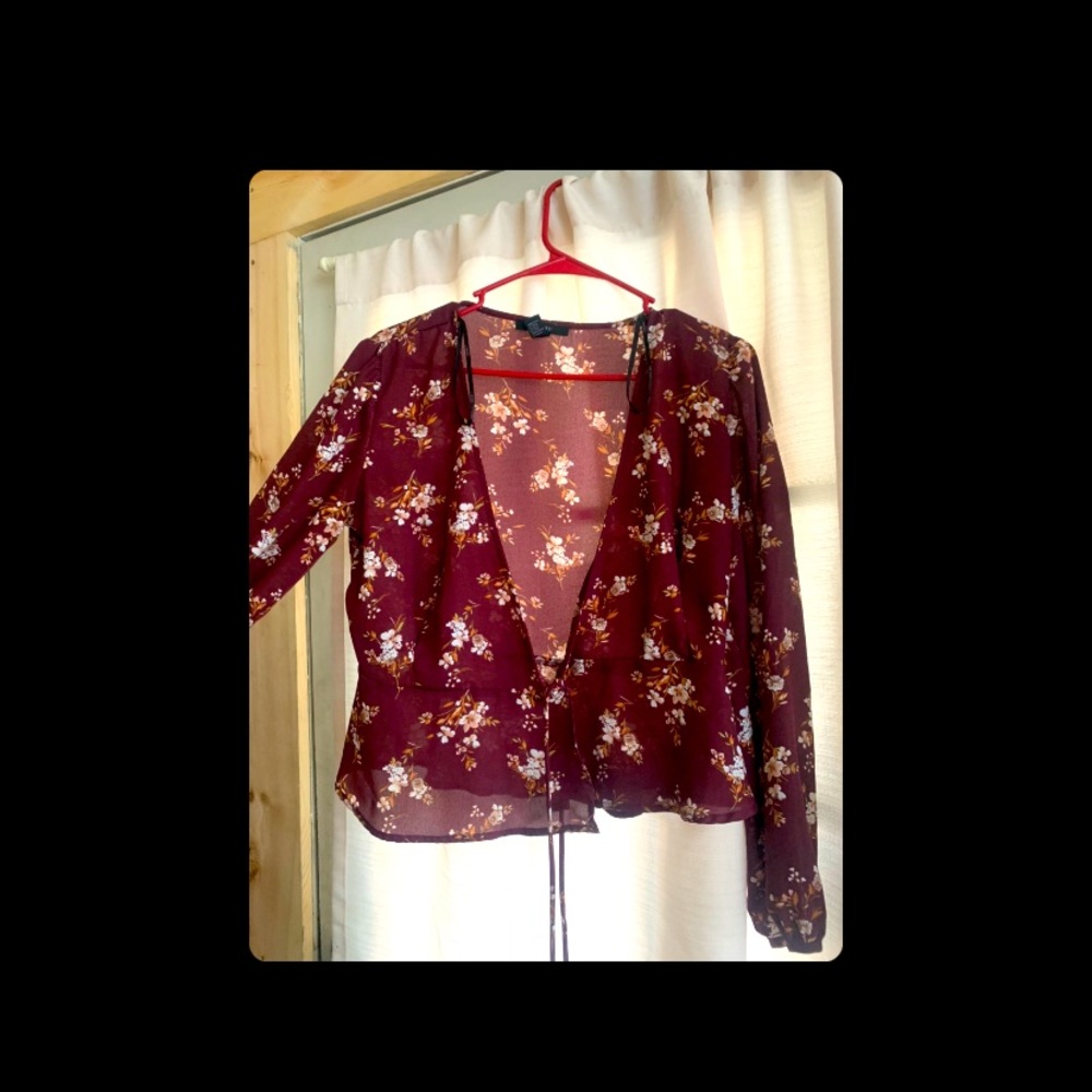 Forever 21 v-cut shirt